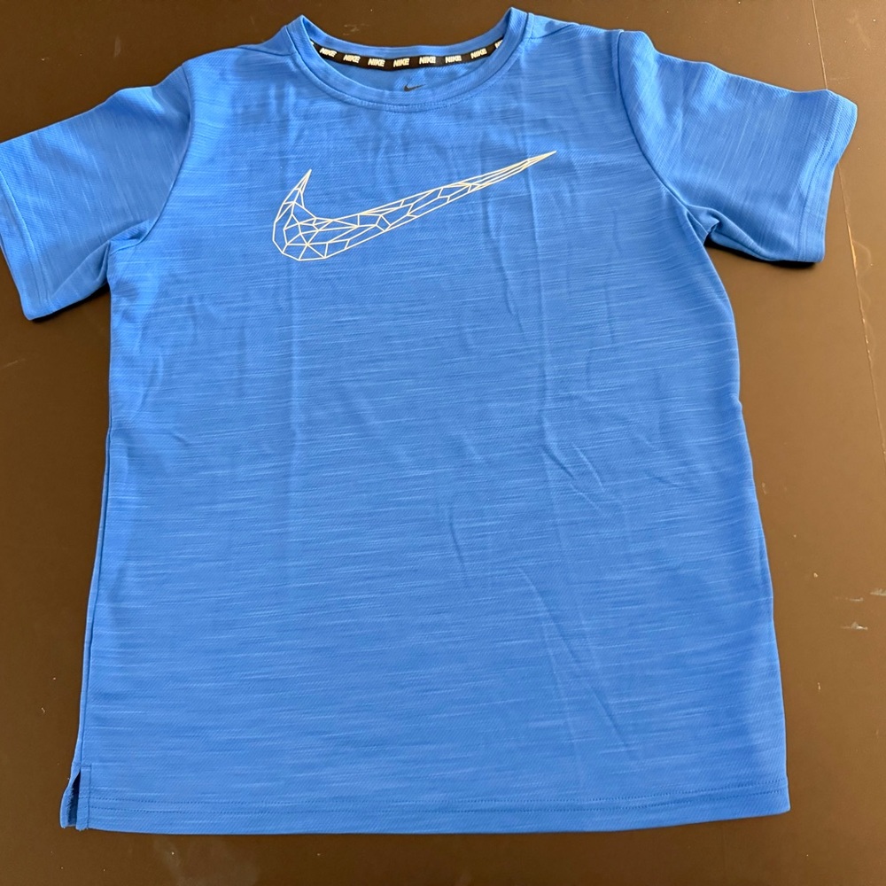 Nike Kids Blue Tee with Geometric Swoosh